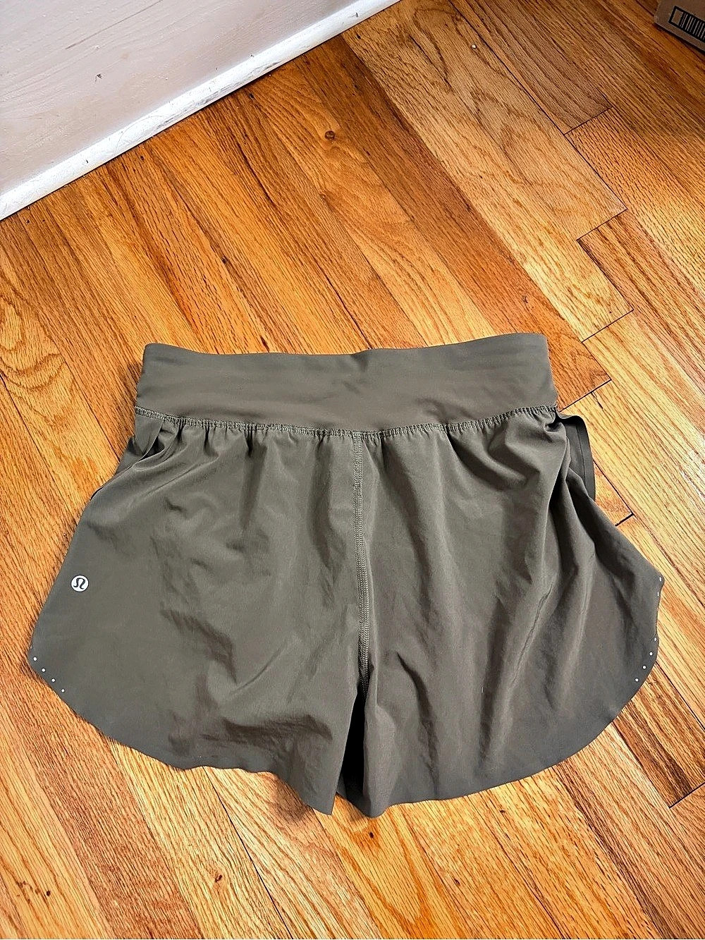 lululemon Fast & Free High-Rise Lined Short Khaki Green Size 6